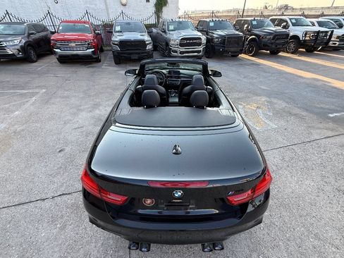 Used 2015 BMW M4 Convertible RWD image 30