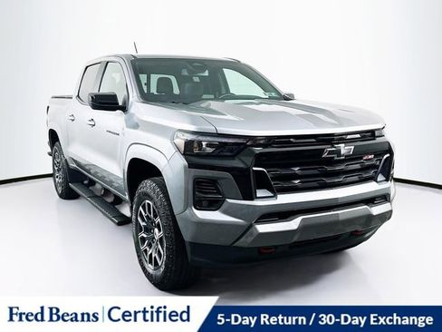 Used 2023 Chevrolet Colorado Z71 w/ Z71 Convenience Package 2 image 1