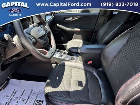 Certified 2024 Ford Escape ST-Line Select w/ Tech Pack #2 AWD/4WD image 19