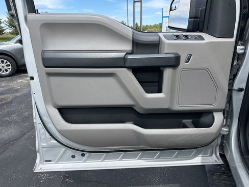 Used 2018 Ford F150 XL w/ Equipment Group 101A Mid AWD/4WD image 20