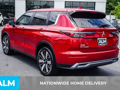 Used 2025 Mitsubishi Outlander SE FWD image 5