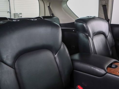 Used 2022 Nissan Armada SL w/ Captain's Chairs Package image 30