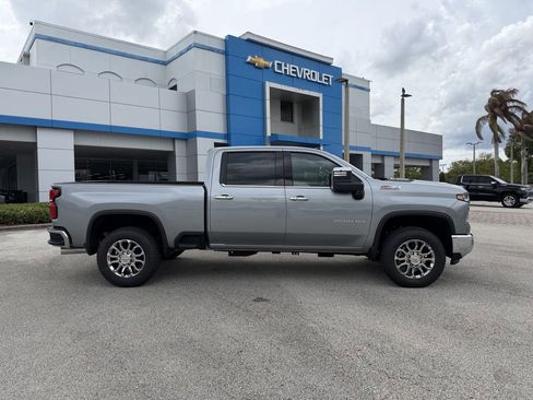 New 2026 Chevrolet Silverado 2500 LTZ w/ LTZ Premium Package image 3