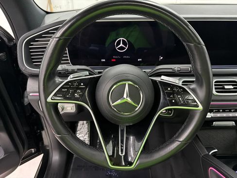 Used 2024 Mercedes-Benz GLS 450 4MATIC image 18