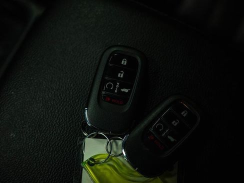 Used 2024 Honda CR-V EX-L image 23