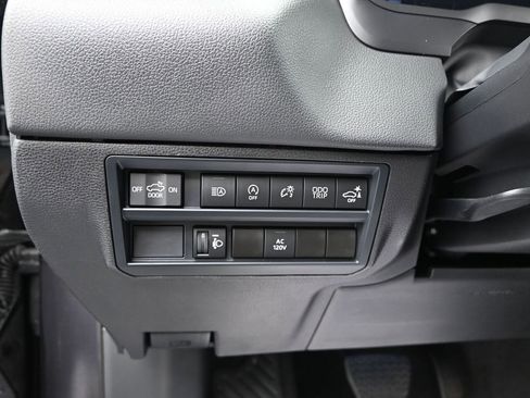 Used 2024 Toyota Tundra Limited w/ Power Package AWD/4WD image 14