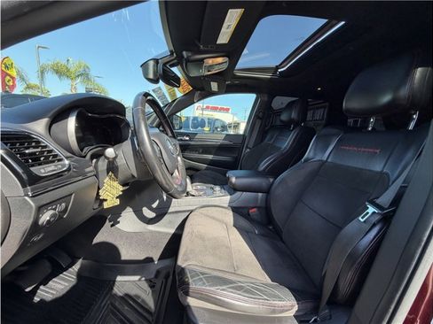 Used 2020 Jeep Grand Cherokee Trailhawk AWD/4WD image 17