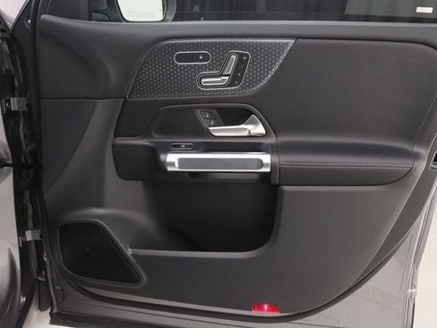 Certified 2026 Mercedes-Benz GLB 250 image 24