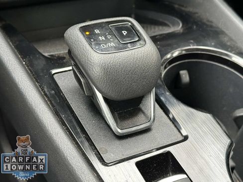 Used 2025 Nissan Rogue SV AWD/4WD image 32