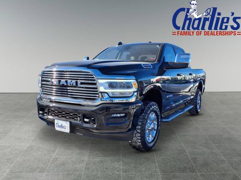 Used 2024 RAM 2500 Laramie AWD/4WD image 1
