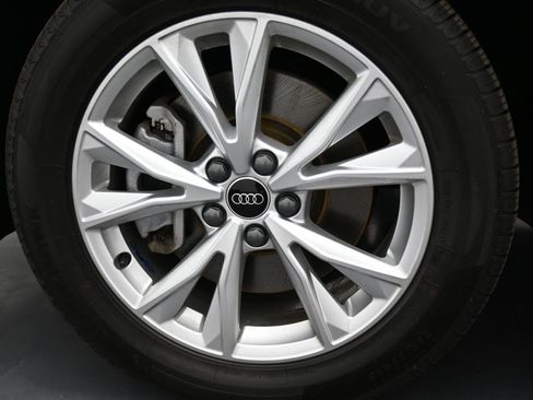 Used 2025 Audi Q3 2.0T Premium AWD/4WD image 30