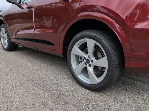 New 2025 Audi Q5 Premium Plus image 3