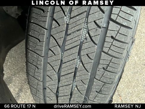 Used 2022 Lincoln Corsair AWD w/ Equipment Group 101A image 27