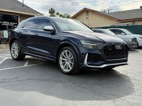 Used 2024 Audi RS Q8 w/ Executive Package image 3