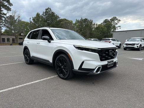 Certified 2025 Honda CR-V Sport Touring image 4