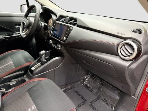 Used 2025 Nissan Versa SR w/ Trunk Package FWD image 30