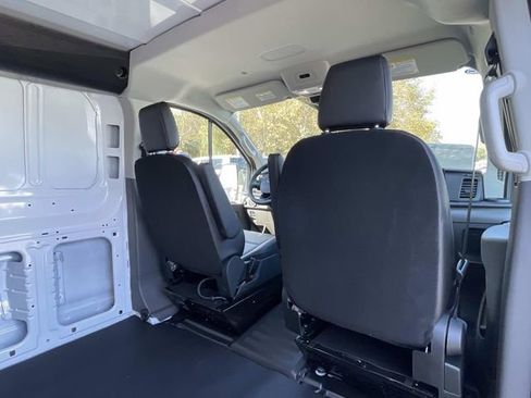 New 2025 Ford Transit 250 Low Roof RWD image 23