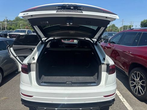 Used 2025 Audi Q8 Prestige AWD/4WD image 20