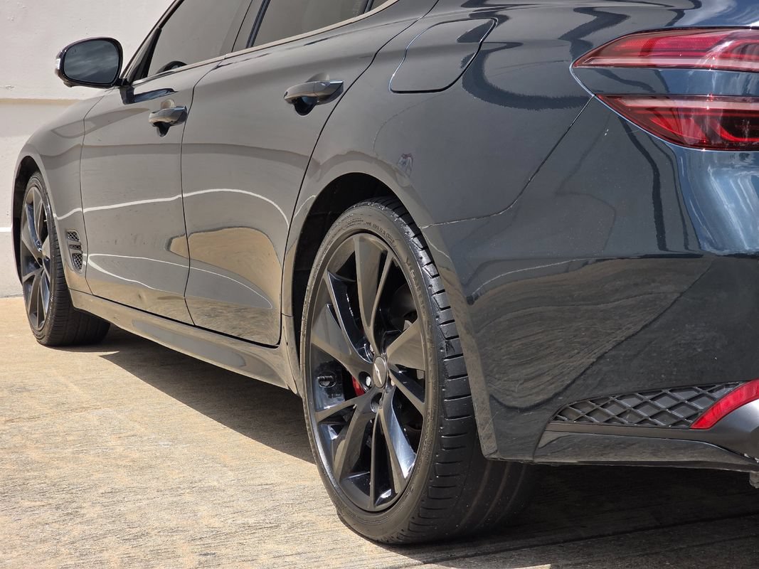 Used 2023 Genesis G70 3.3T w/ Sport Prestige Package RWD image 39