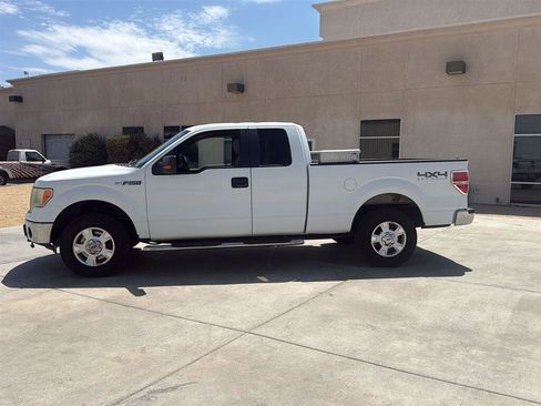 Used 2013 Ford F150 XLT w/ Mid Equipment Group AWD/4WD image 5