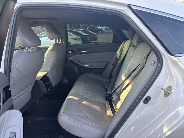 Used 2020 Toyota Avalon Limited w/ Advanced Safety Package FWD image 29