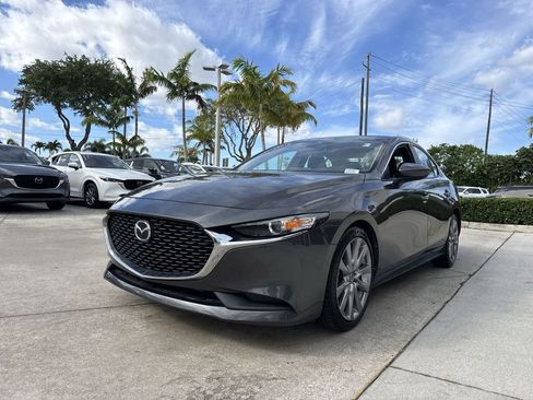 Used 2020 MAZDA MAZDA3 Sedan w/ Select Package image 32