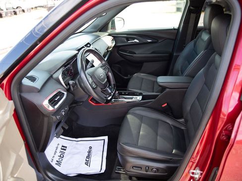 Used 2021 Chevrolet TrailBlazer RS w/ Convenience Package image 22