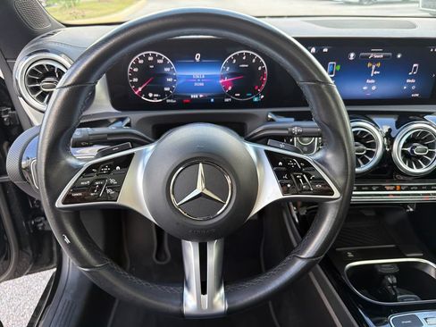 Used 2025 Mercedes-Benz CLA 250 4MATIC image 36