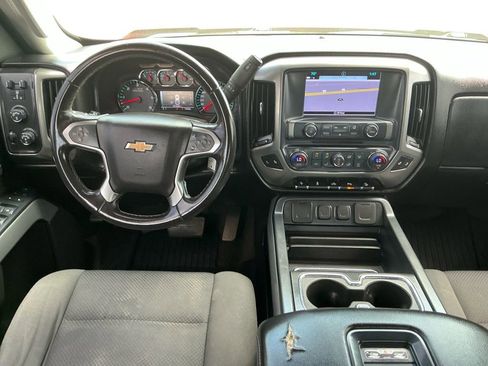 Used 2018 Chevrolet Silverado 1500 LT w/ Texas Edition image 17