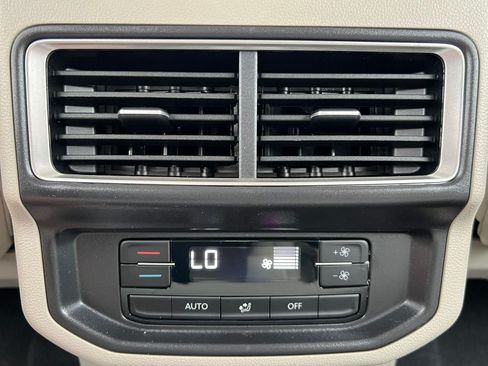 New 2026 Volkswagen Atlas SE AWD/4WD image 35