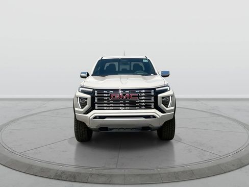New 2026 GMC Canyon Denali AWD/4WD image 3