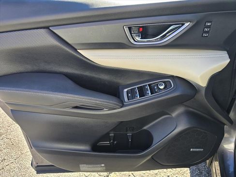 Used 2022 Subaru Ascent Limited w/ Technology Package image 11