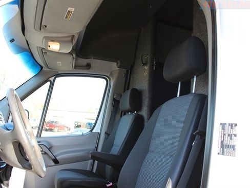 Used 2012 Mercedes-Benz Sprinter 3500 image 8