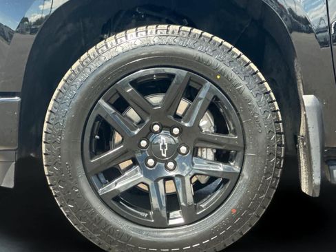Used 2024 Chevrolet Silverado 1500 High Country w/ Midnight Edition AWD/4WD image 29