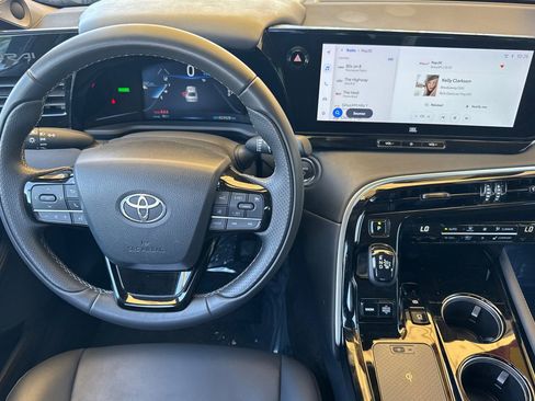 Certified 2023 Toyota Mirai w/ Advanced Technology Package RWD image 18