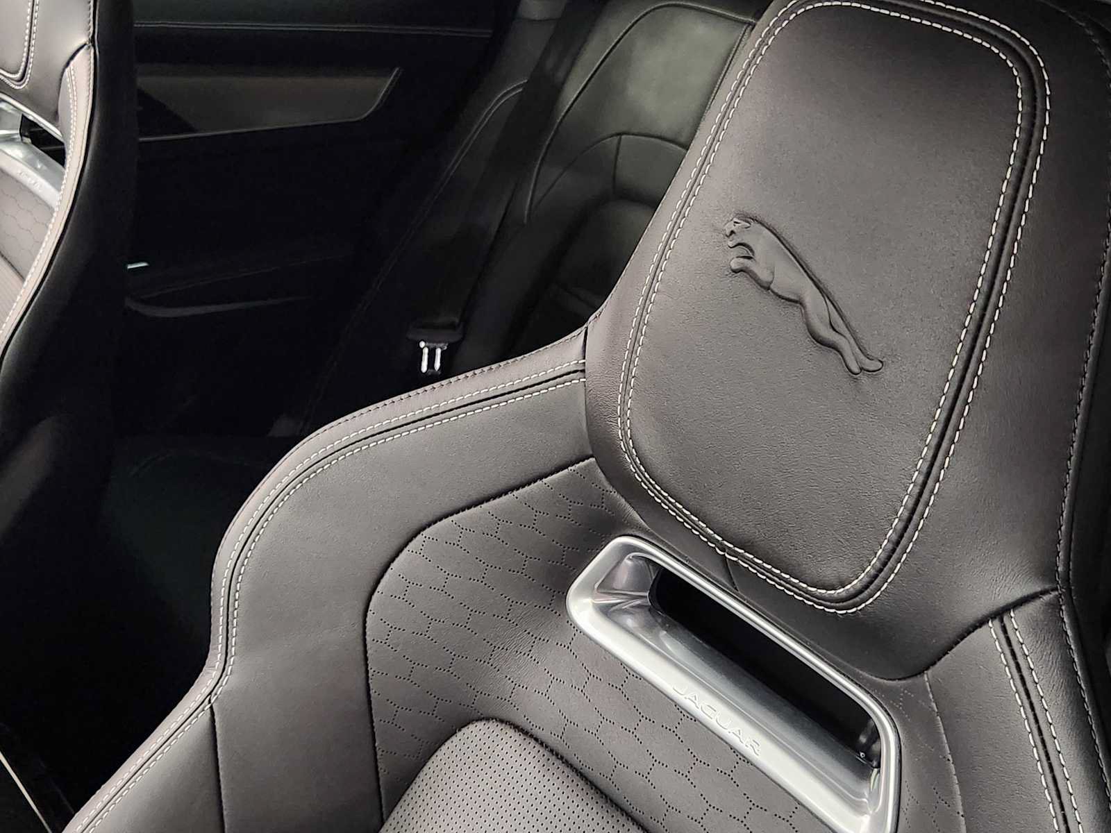 New 2026 Jaguar F-PACE R-Dynamic S AWD/4WD image 15