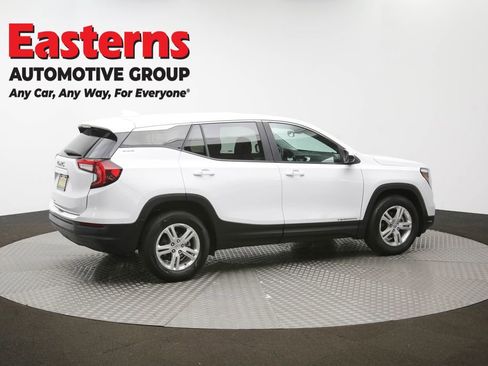Used 2024 GMC Terrain SLE image 44