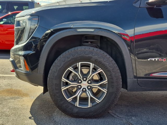 Used 2024 GMC Acadia AT4 w/ Luxury Package AWD/4WD image 3