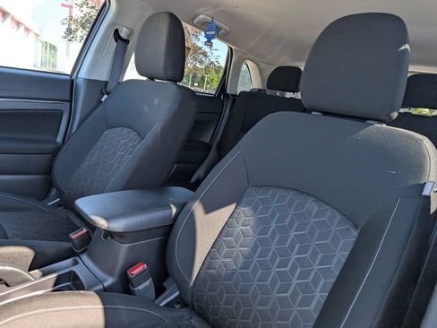 Used 2025 Mitsubishi Outlander Sport AWD image 17