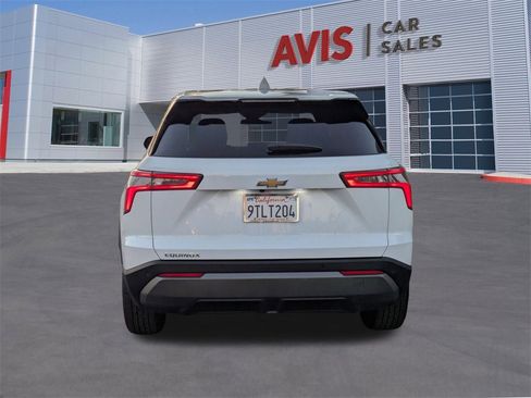 Used 2025 Chevrolet Equinox LT image 7