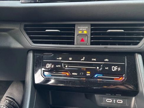 Used 2025 Volkswagen Jetta S FWD image 18