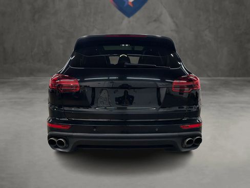 Used 2017 Porsche Cayenne S AWD/4WD image 42