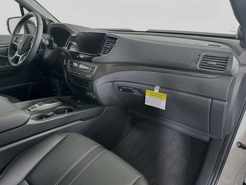 Used 2025 Honda Ridgeline TrailSport+ image 28