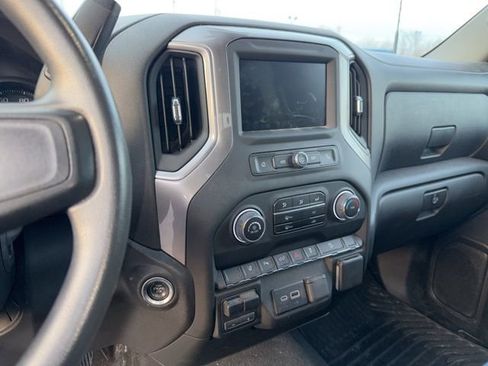 Used 2024 Chevrolet Silverado 2500 Custom w/ Custom Value Package image 39