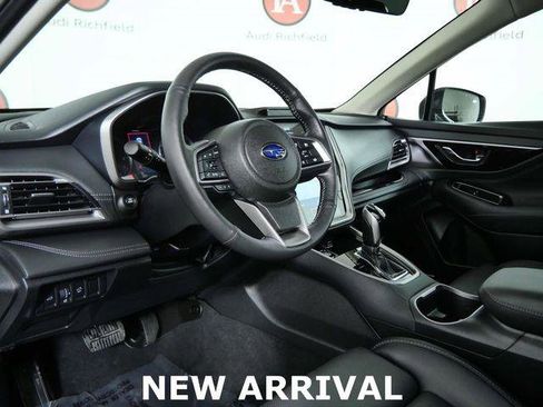 Used 2025 Subaru Outback Limited AWD/4WD image 16
