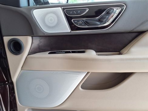 New 2024 Lincoln Navigator Reserve image 10