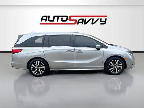 Used 2023 Honda Odyssey Touring image 8