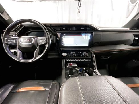 Used 2024 GMC Sierra 1500 AT4 w/ Technology Package image 19