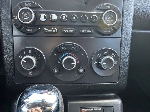 Used 2008 Pontiac G6 Value Leader FWD image 28