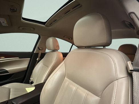 Used 2015 Buick Regal AWD image 13